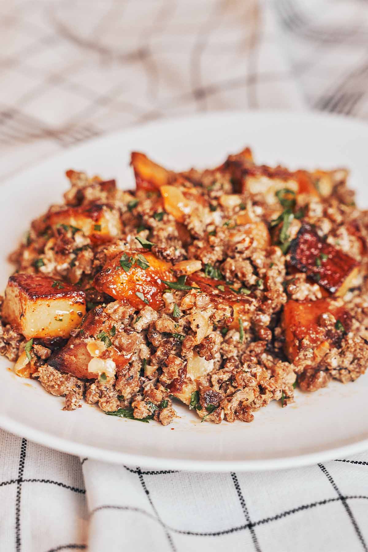 Budget-Friendly Ground Beef and Potatoes for Hungry Families